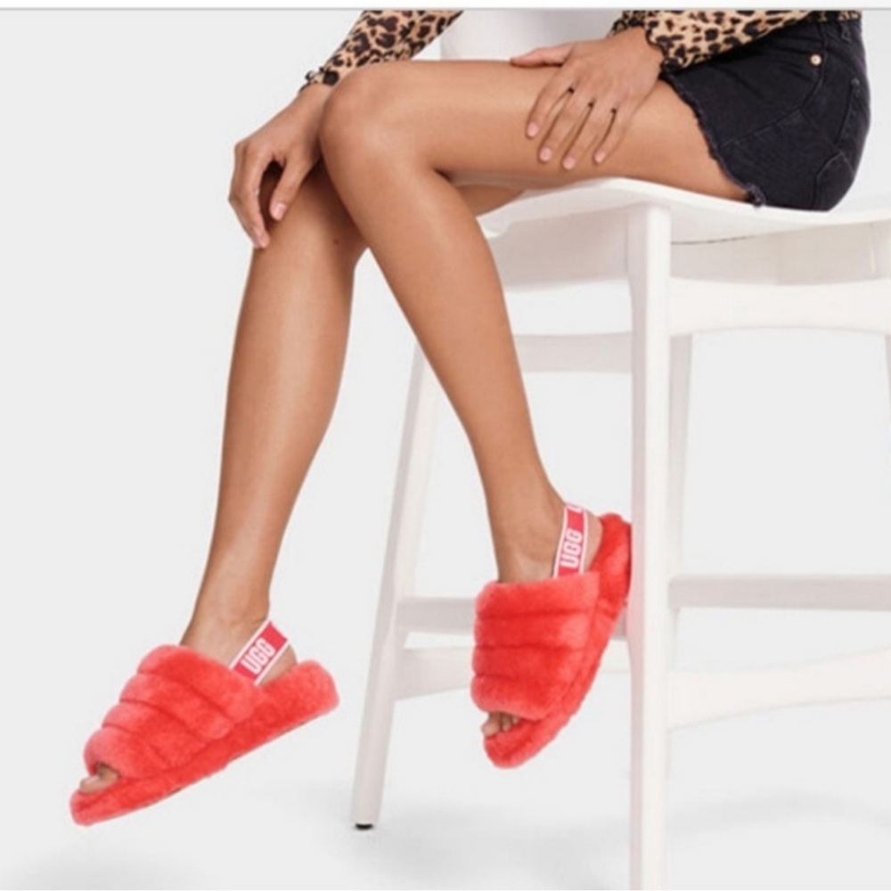 UGG “Fluff Yeah” Shearling Slingback Slippers in Red Currant Coral Size 8